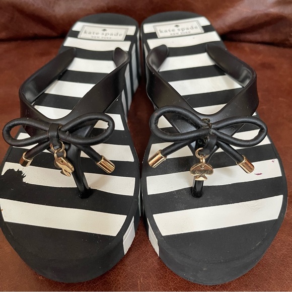 Kate Spade Platform Wedge Thong Style Slip On Sandals - Picture 3 of 10